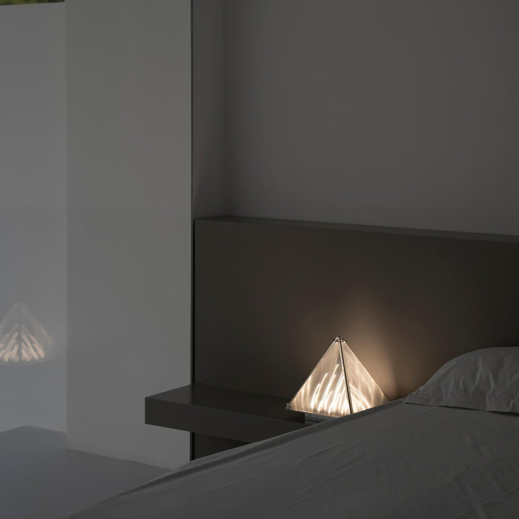 Fragment Table Lamp Modern Triangle Geometry Integrated Led Lighting
