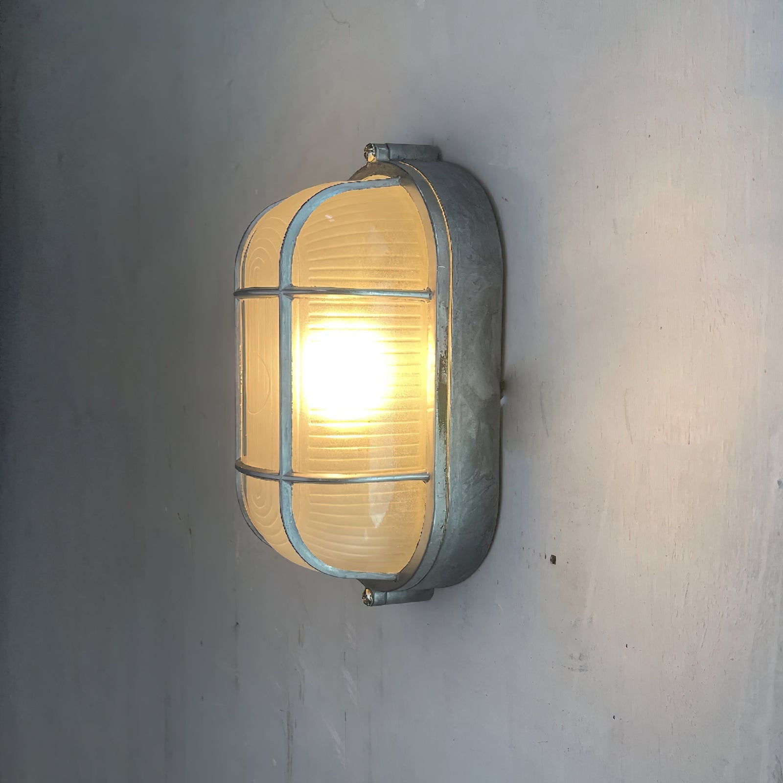 Garden Trading Chatham Outdoor Sconce - Wall Mount Frosted Diffuser