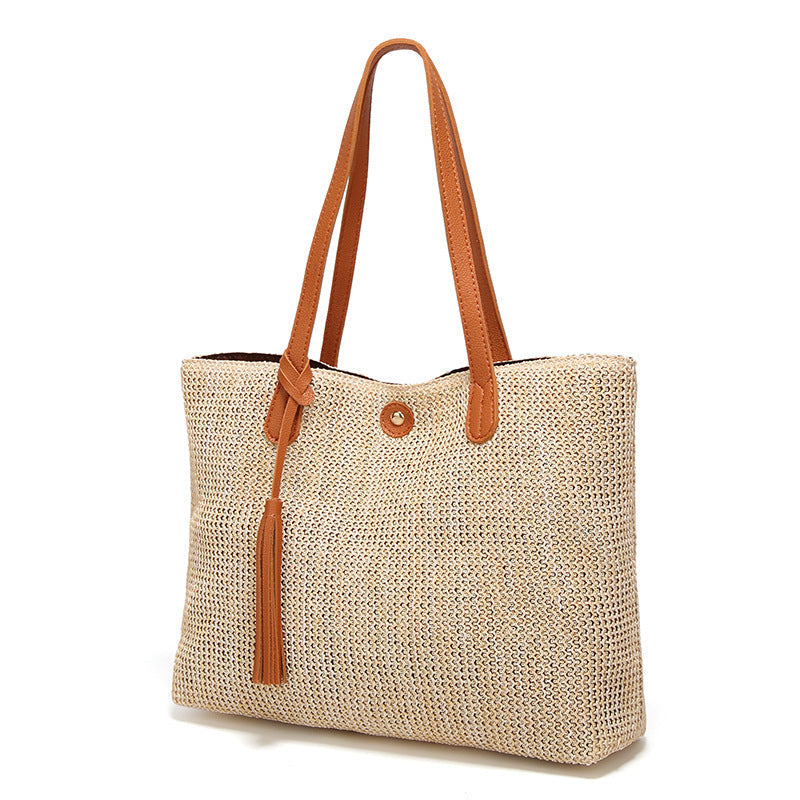 Tote Bag for the Beach with Leather Strap and Decorative Tassel | ribuella