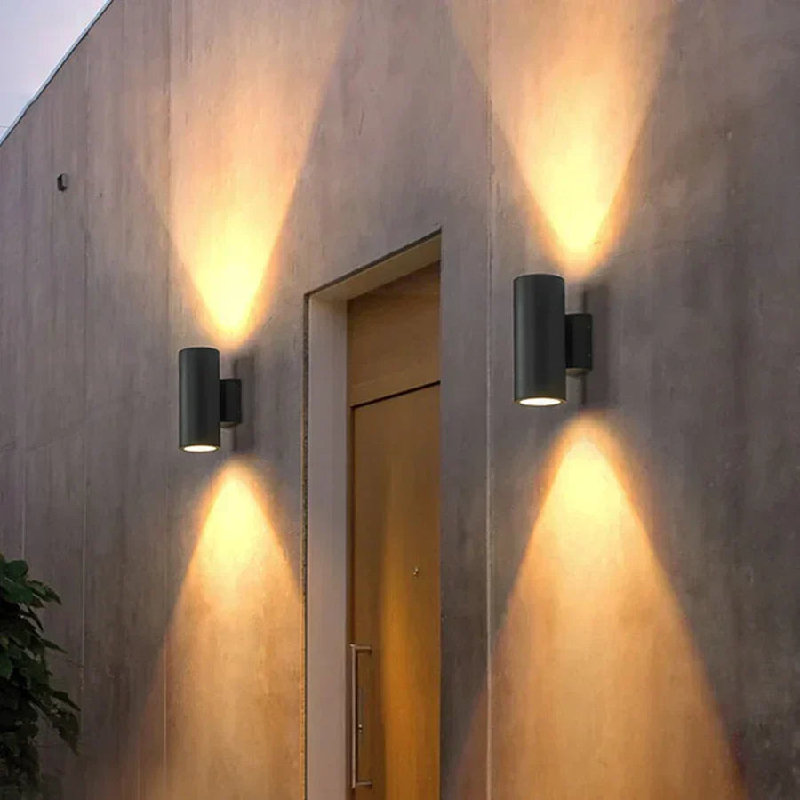 Contemporary LED Outdoor Wall Light — Sleek Silhouette