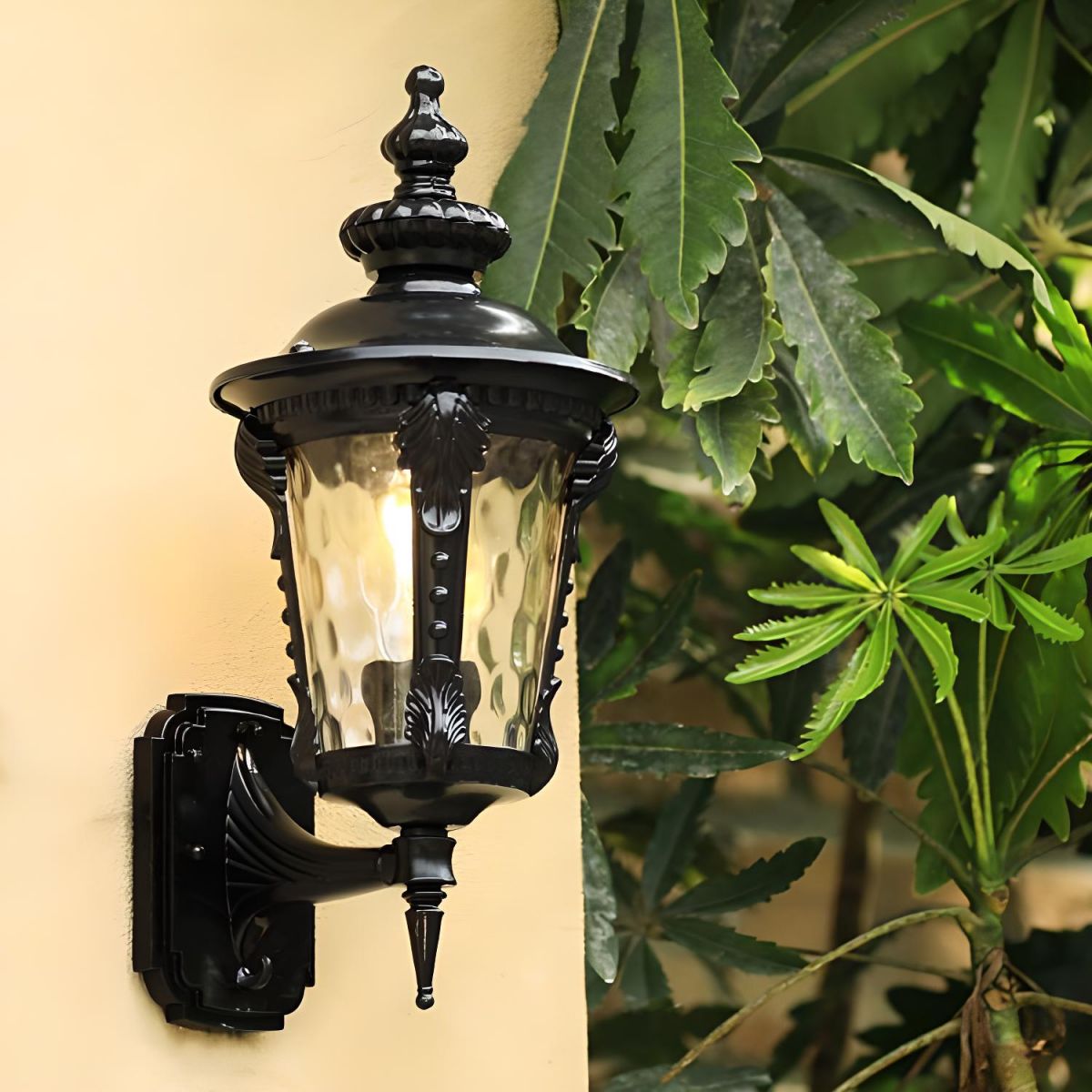 Vintage Outdoor Wall Lantern Classic Decorative Lighting Design