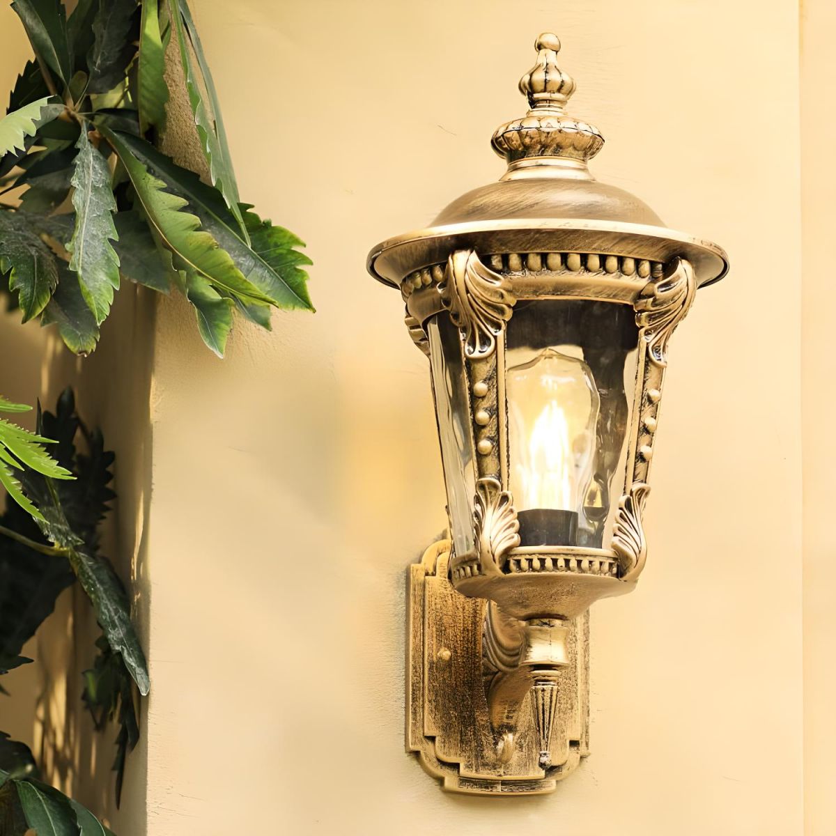 Vintage Outdoor Wall Lantern Classic Decorative Lighting Design