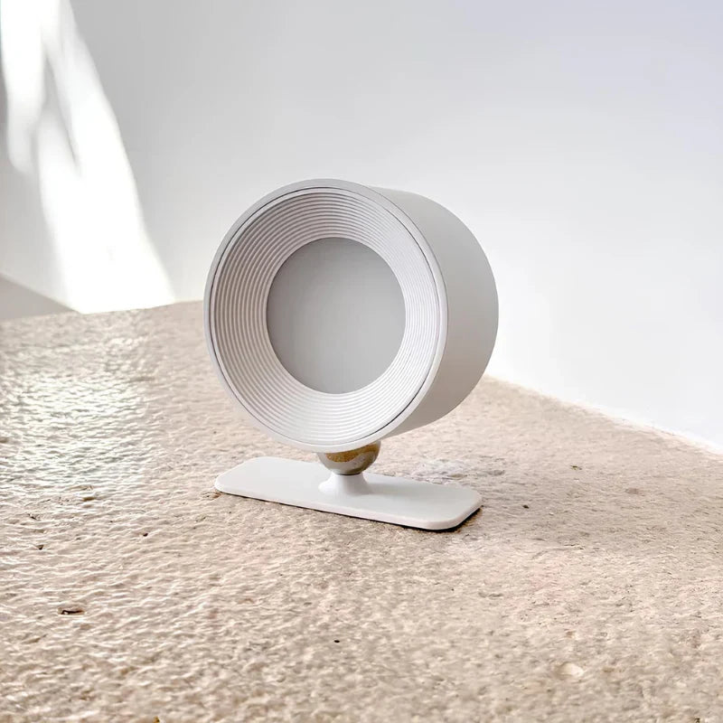 Magnetyczna bezprzewodowa lampa ścienna z regulacją jasności, ładowana, obracana o 360°