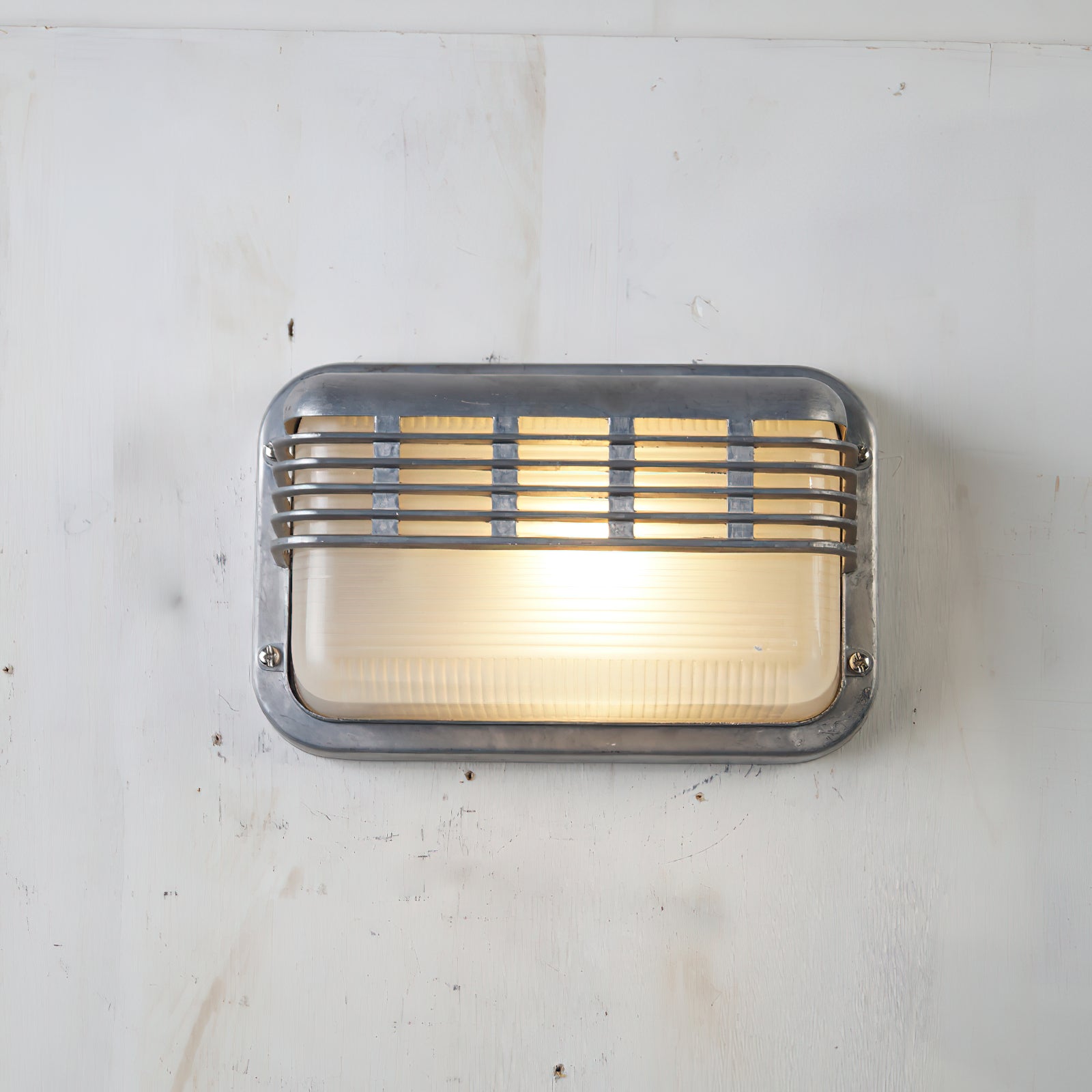 Garden Trading Chatham Outdoor Sconce - Wall Mount Frosted Diffuser