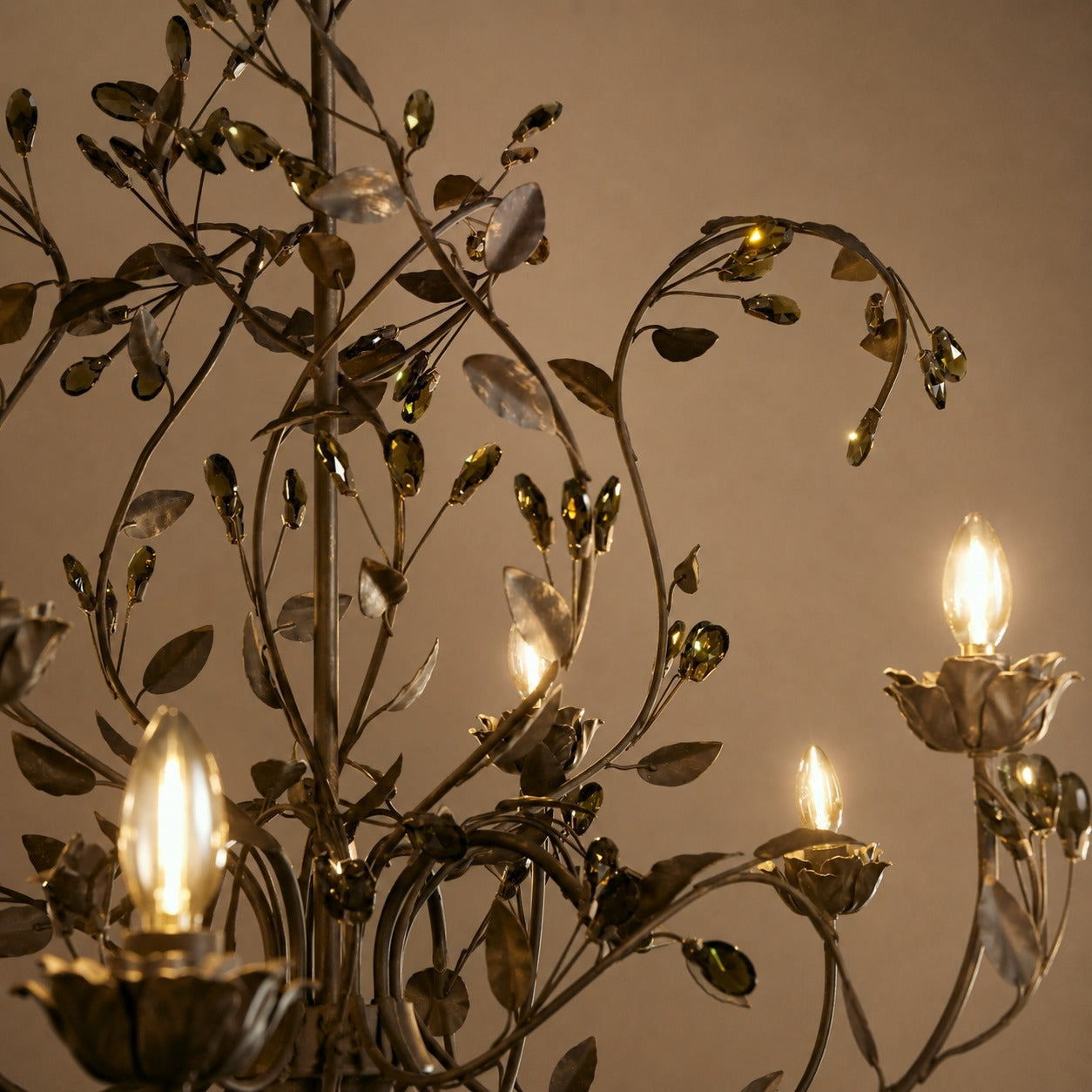 Luxuriöser runder Kristall-Kronleuchter mit Blättern – große goldene oder bronzefarbene Leuchte für Esszimmer und Eingangsbereich, 36″/48″ | ribuella