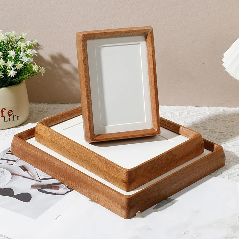 Minimal Rounded Design Photo Display Frame - Contemporary Appeal