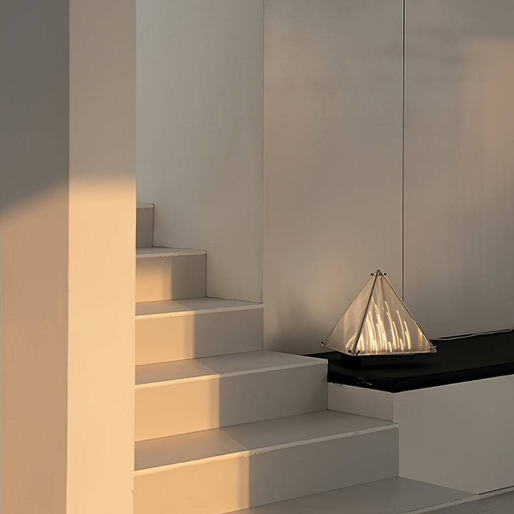 Fragment Table Lamp Modern Triangle Geometry Integrated Led Lighting