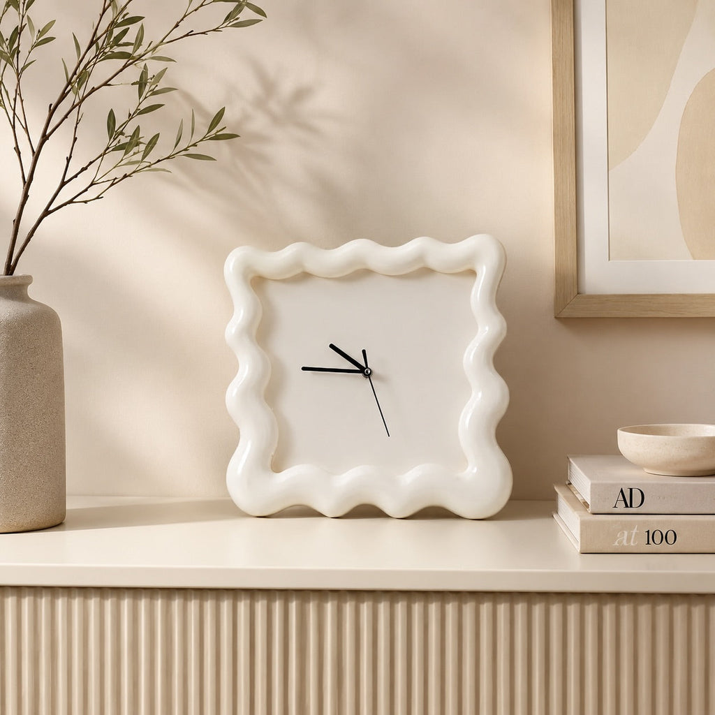 Modern Wall Clock Round Design Wall Mounted ABS Plastic Silent Movement 30cm | ribuella