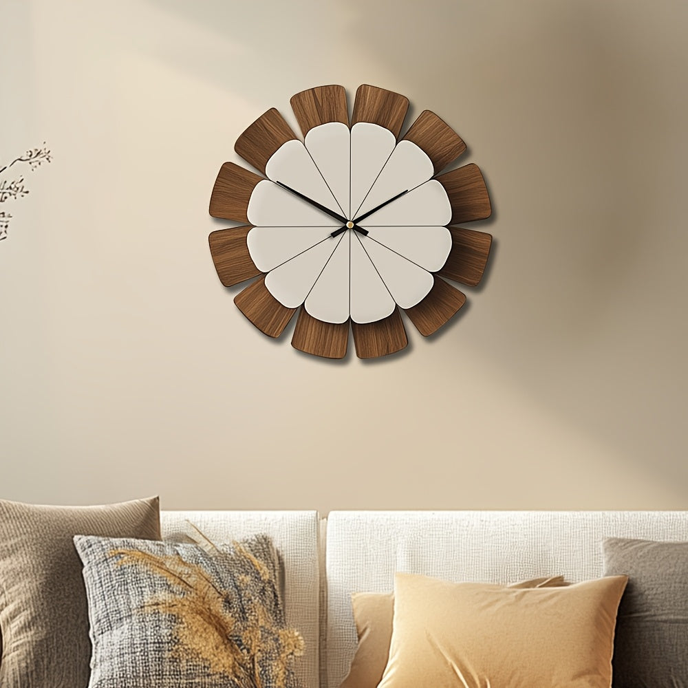 Serenity Circle – Elegant ljudlös väggklocka i trä | ribuella