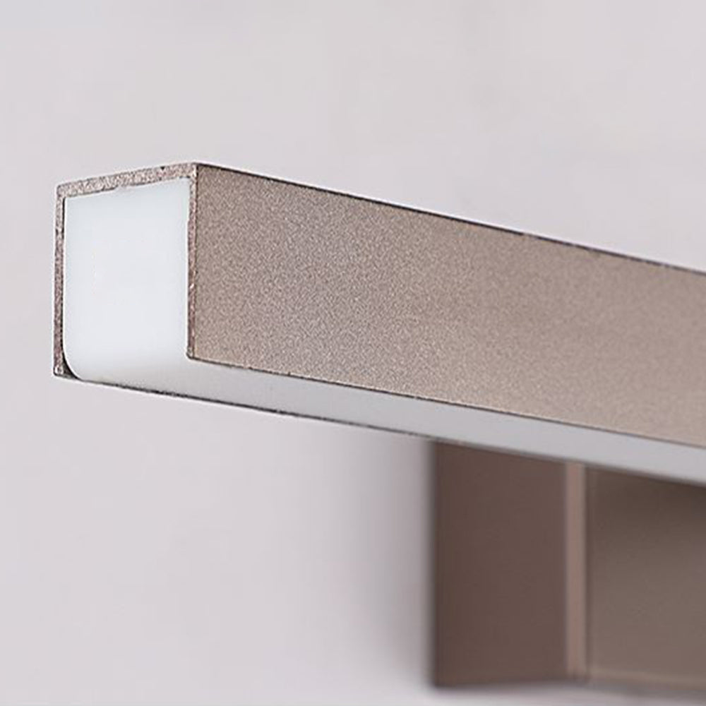 Applique murale LED de salle de bains Arisha en métal, face miroir orientable