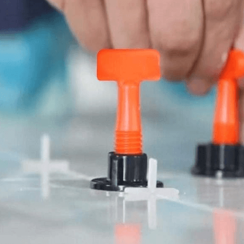 Sistema reutilizável de nivelamento de azulejos com pinos em T | ribuella