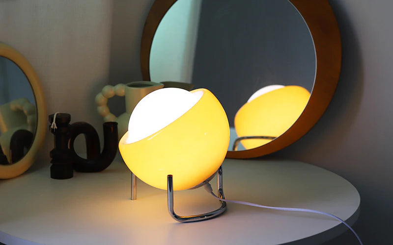 Retro Style Round Table Lamp with Cozy LED Lighting | ribuella