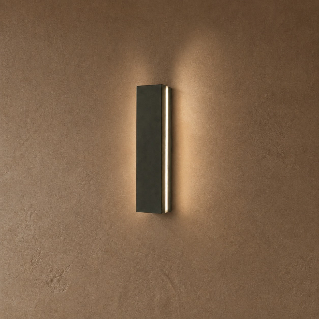 Minimalistisk utomhusvägglampa, väggmonterad i aluminium, LED med justerbar färgtemperatur, väderbeständig | ribuella