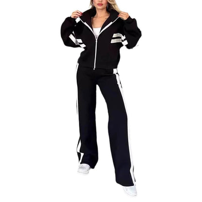 Ensemble Lounge Casual Luxe