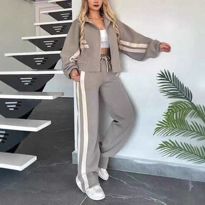 Ensemble Lounge Casual Luxe