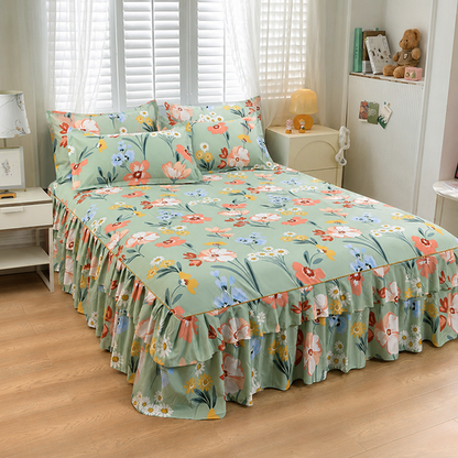Three-Piece Ruffled Bedding Set - Wrap Your Bedroom in Cozy Elegance and Effortless Charm | ribuella