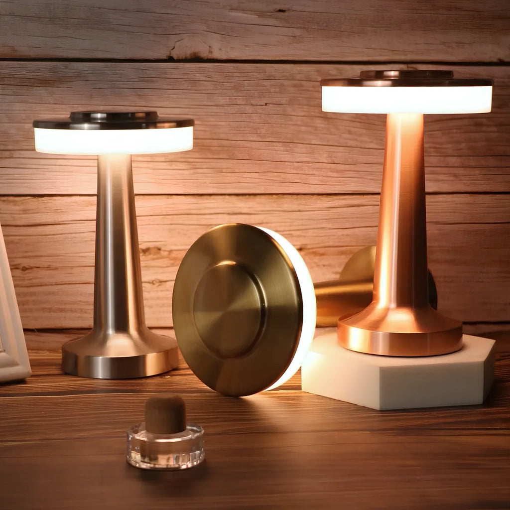 Dimbar retro-bordlampe med elegant, trådløs og bærbar design