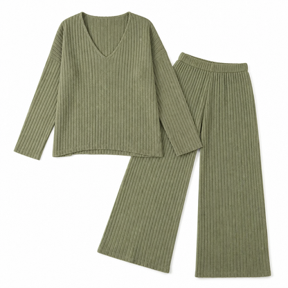 Serelis – Soft Ribbed V-Neck Lounge Set Featuring Wide-Leg Pants | ribuella