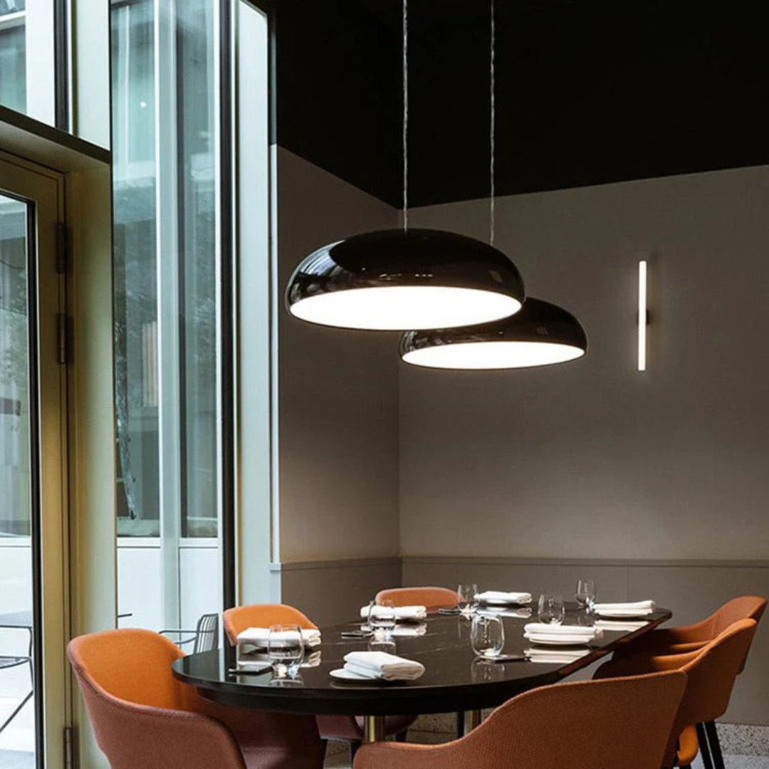 Lampa wisząca Averon, nowoczesne włoskie wzornictwo, dostępna w czterech kolorach