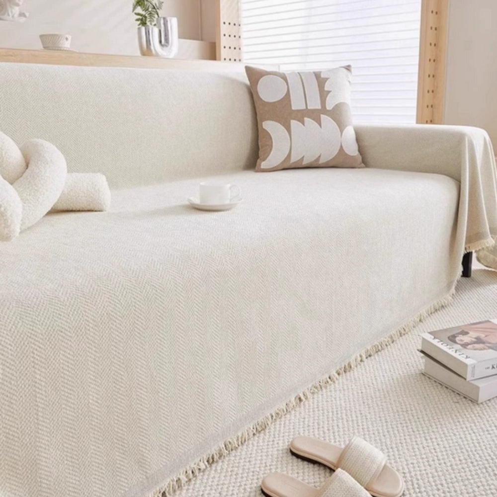 Moderner Sofaschutz — minimalistischer Stil für den täglichen Schutz