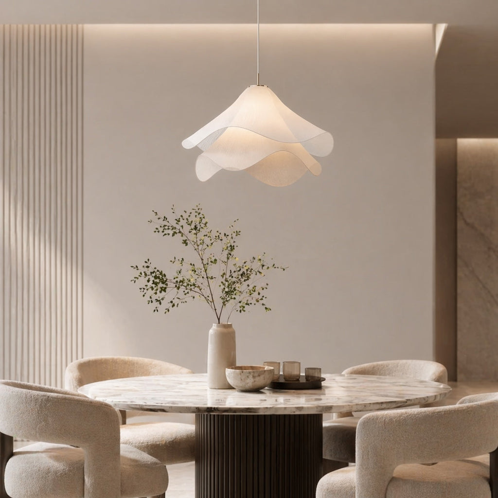 Moderne Pendelleuchte im Japandi-Stil mit Stoffschirm | ribuella
