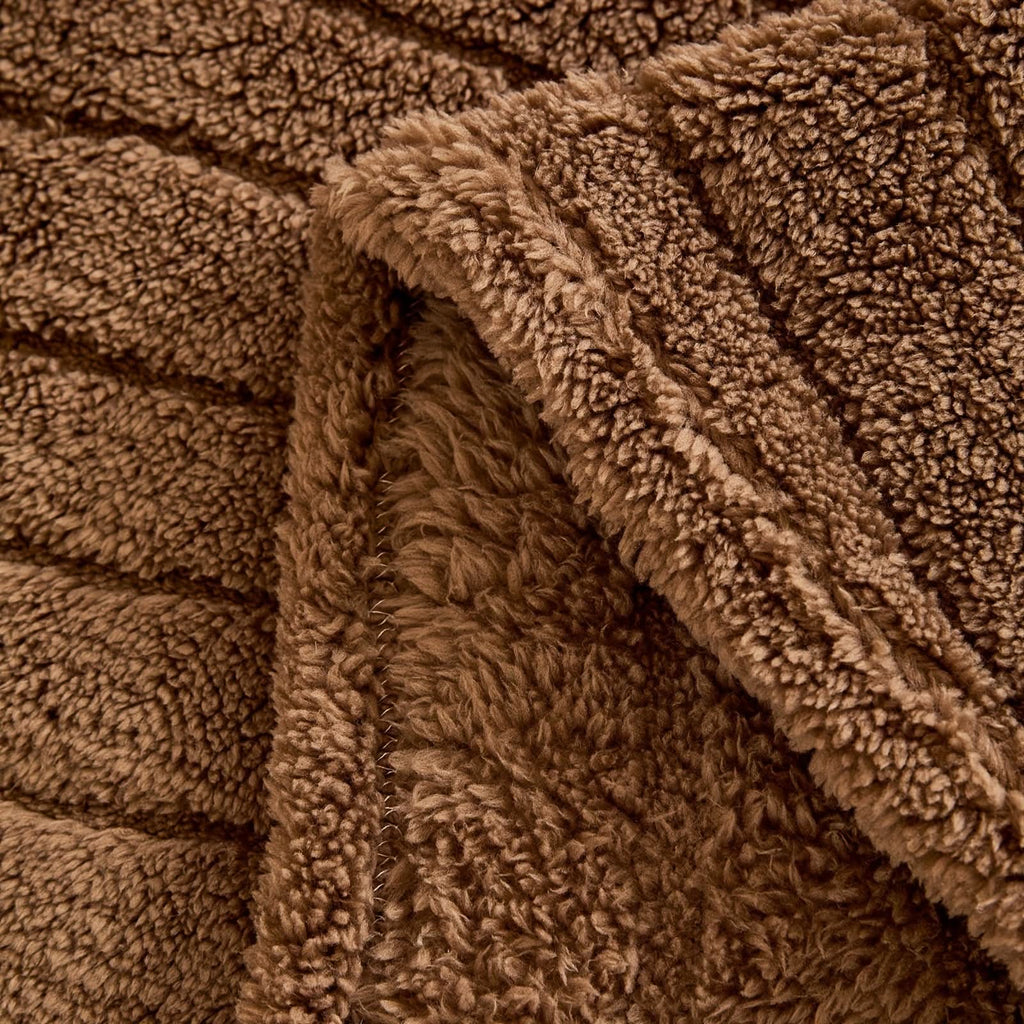 Plaid réversible en peluche pour canapé, utilisable toute l’année | ribuella