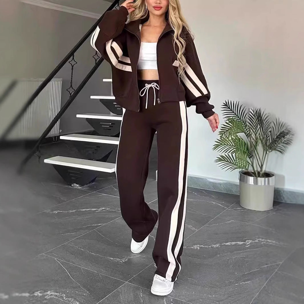 Ensemble Lounge Casual Luxe