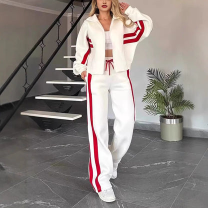 Ensemble Lounge Casual Luxe