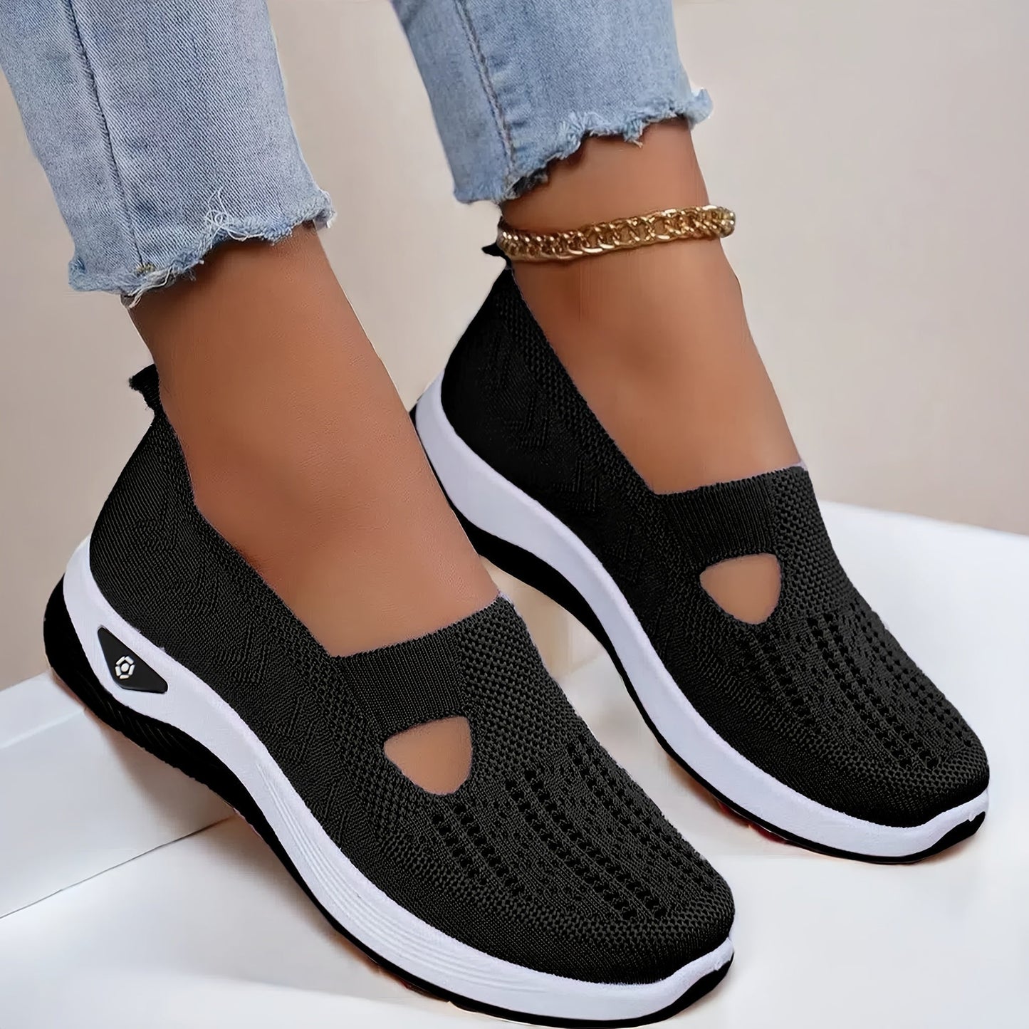 StrideLuxe Sneakers | Feel Light, Stylish, and Unstoppable Every Step of the Day | ribuella