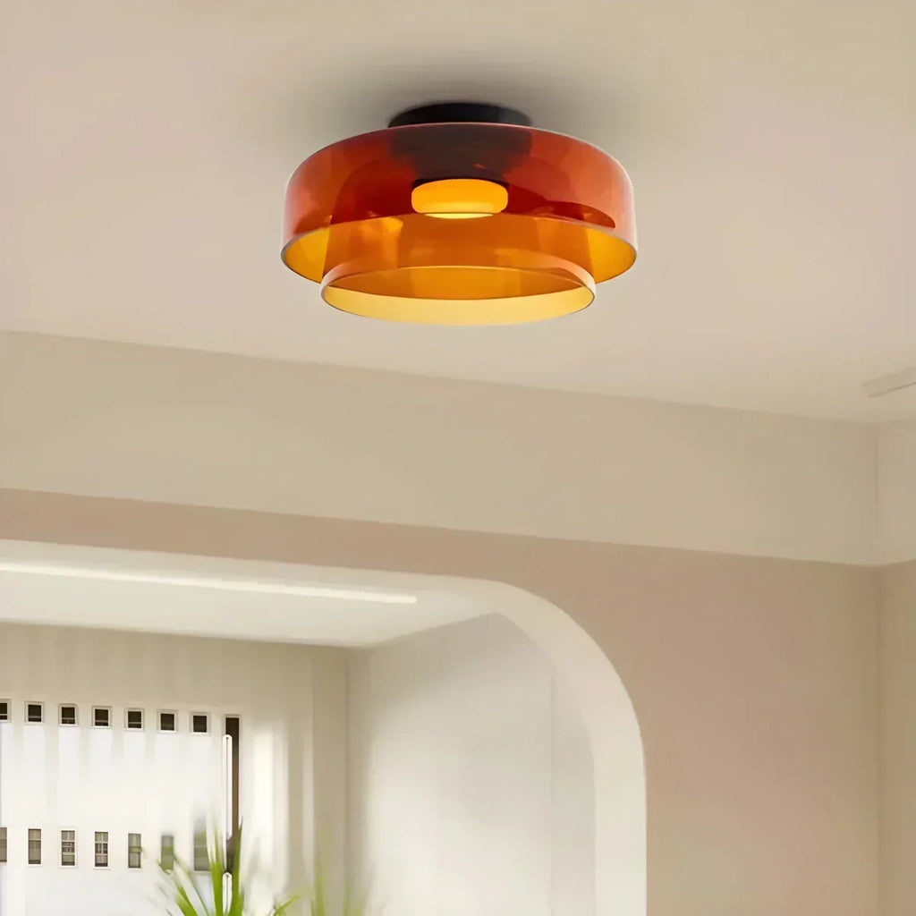 Taklampe i farget glass til soverommet med beroligende, diffust lys