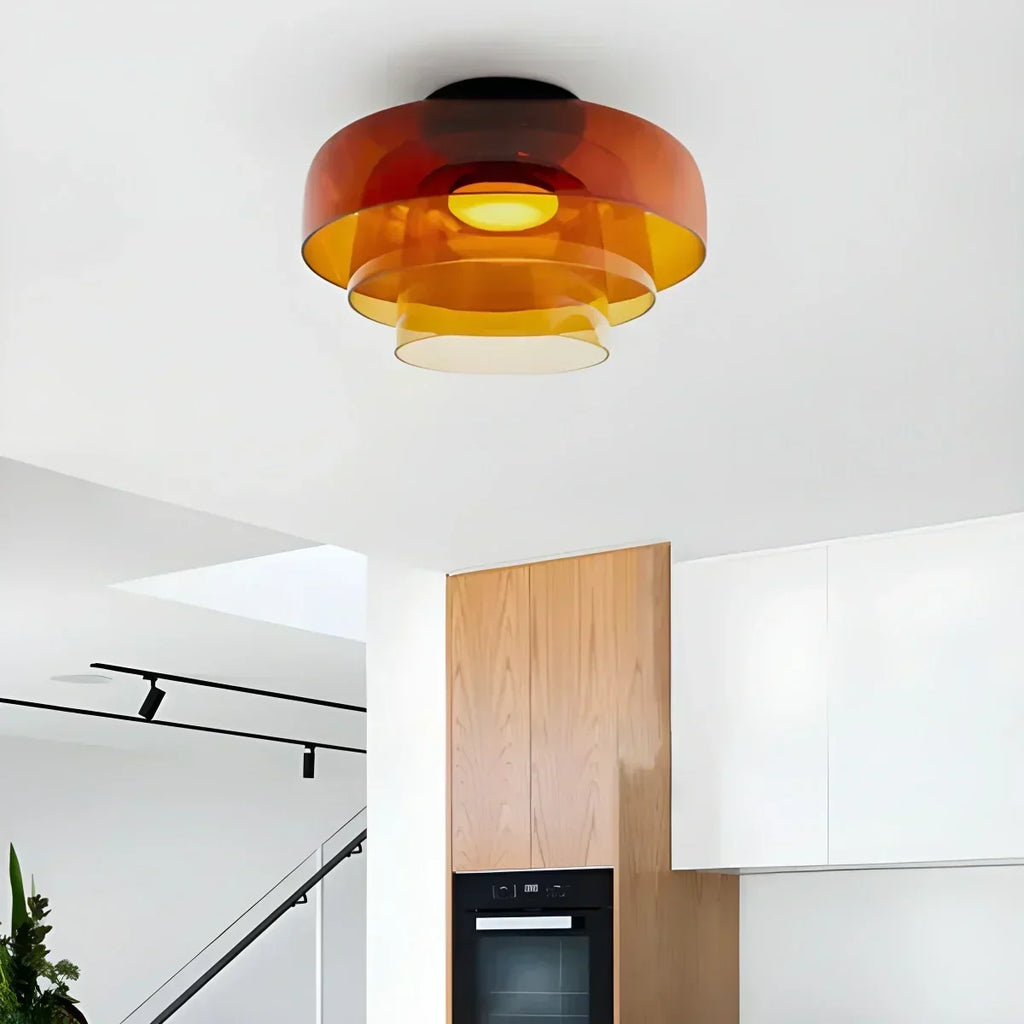 Taklampe i farget glass til soverommet med beroligende, diffust lys