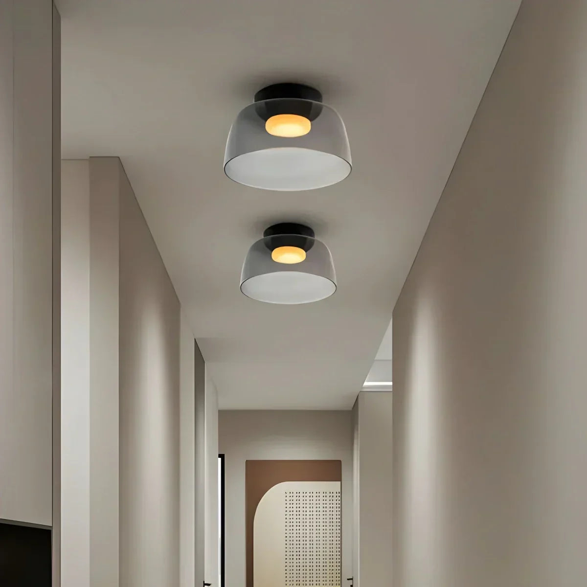 Taklampe i farget glass til soverommet med beroligende, diffust lys
