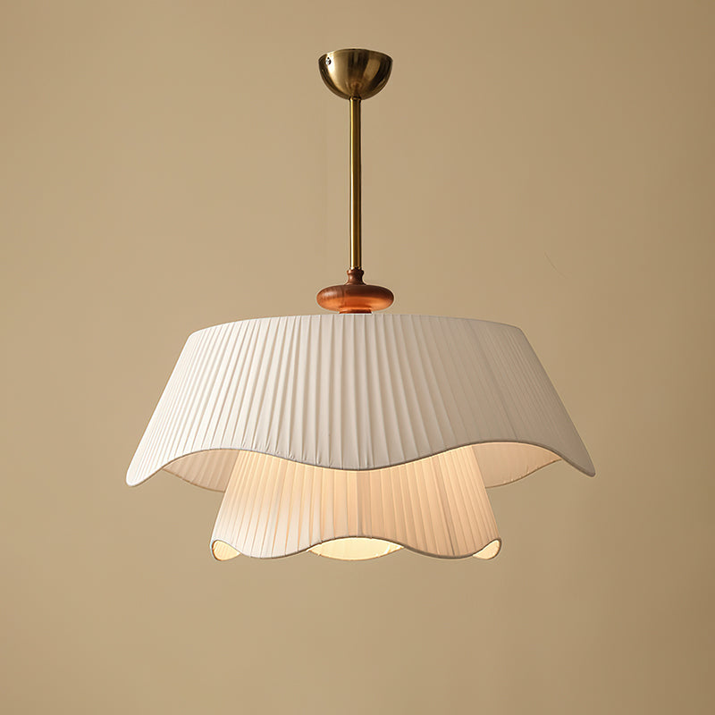 Lámpara colgante Vespara con detalles de metal, vidrio y madera