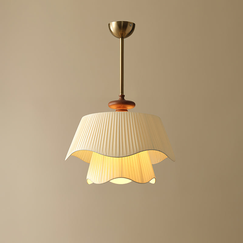 Lámpara colgante Vespara con detalles de metal, vidrio y madera