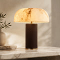 Moderne Tischlampe mit zylindrischer Lederbasis und Schirm aus Alabasterimitat, dimmbar, für Schlafzimmer oder Schreibtisch | ribuella