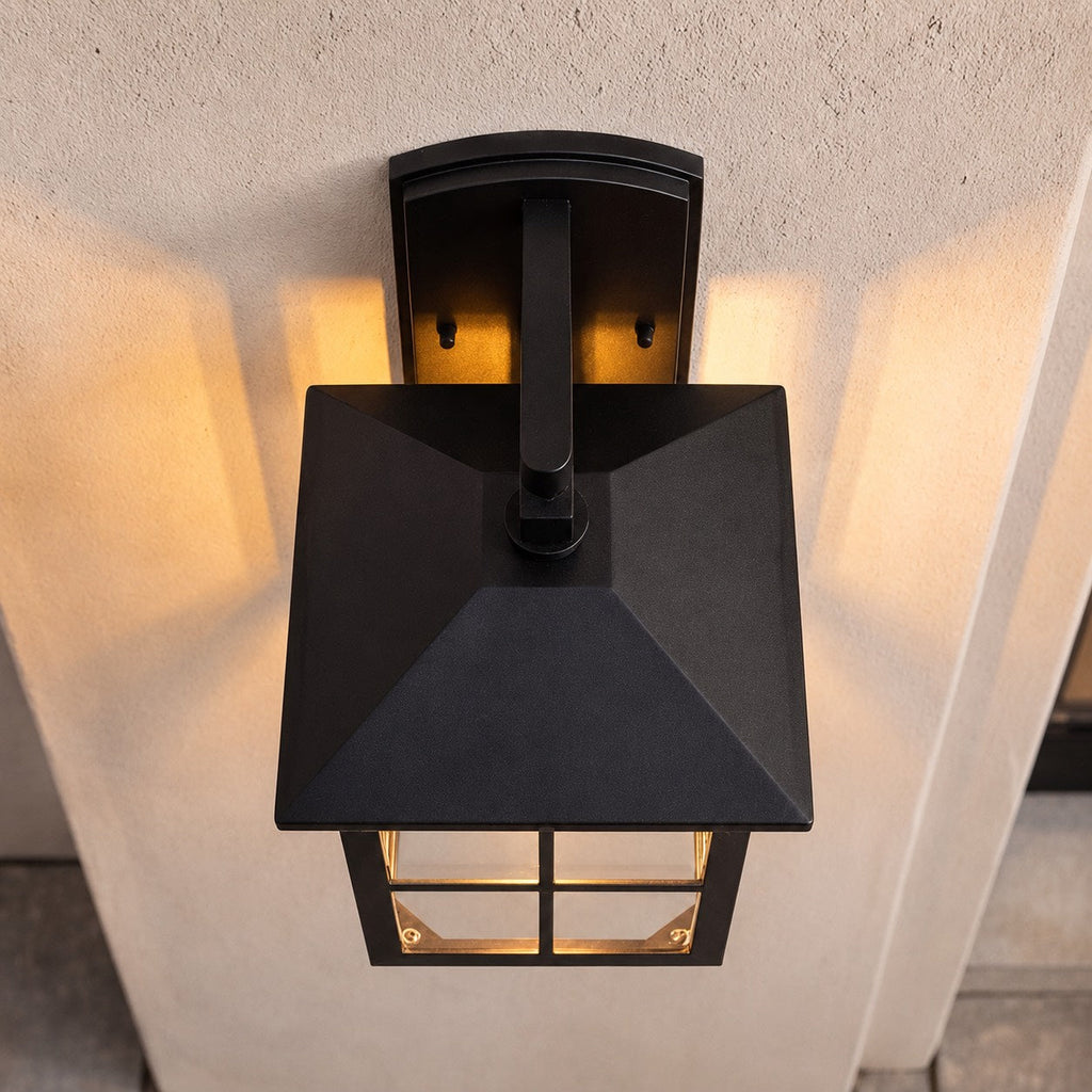 Classic Outdoor Wall Light Aluminum Sconce with Glass Shade IP65 Protection for Exterior Use | ribuella