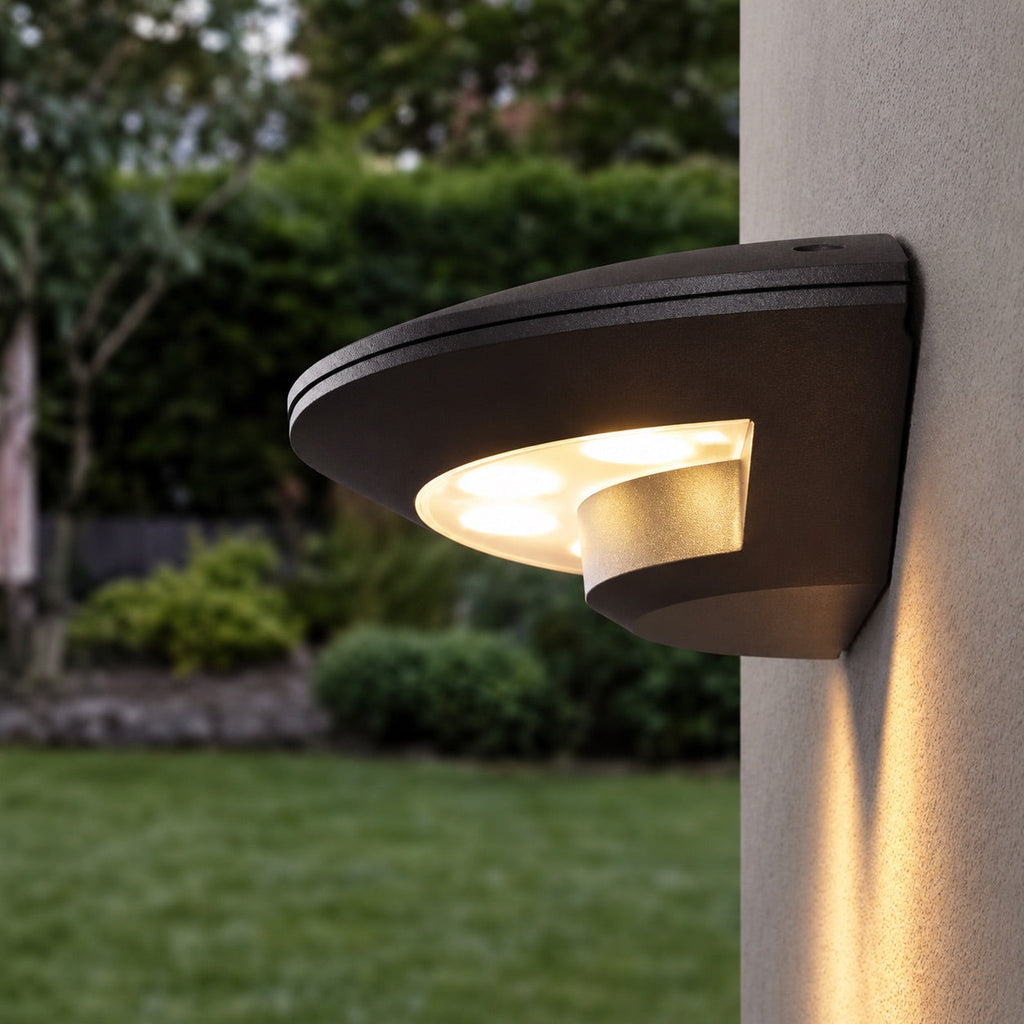 Modern Outdoor Wall Light Waterproof Metal Acrylic Flying Saucer Design 3000K LED Illumination | ribuella