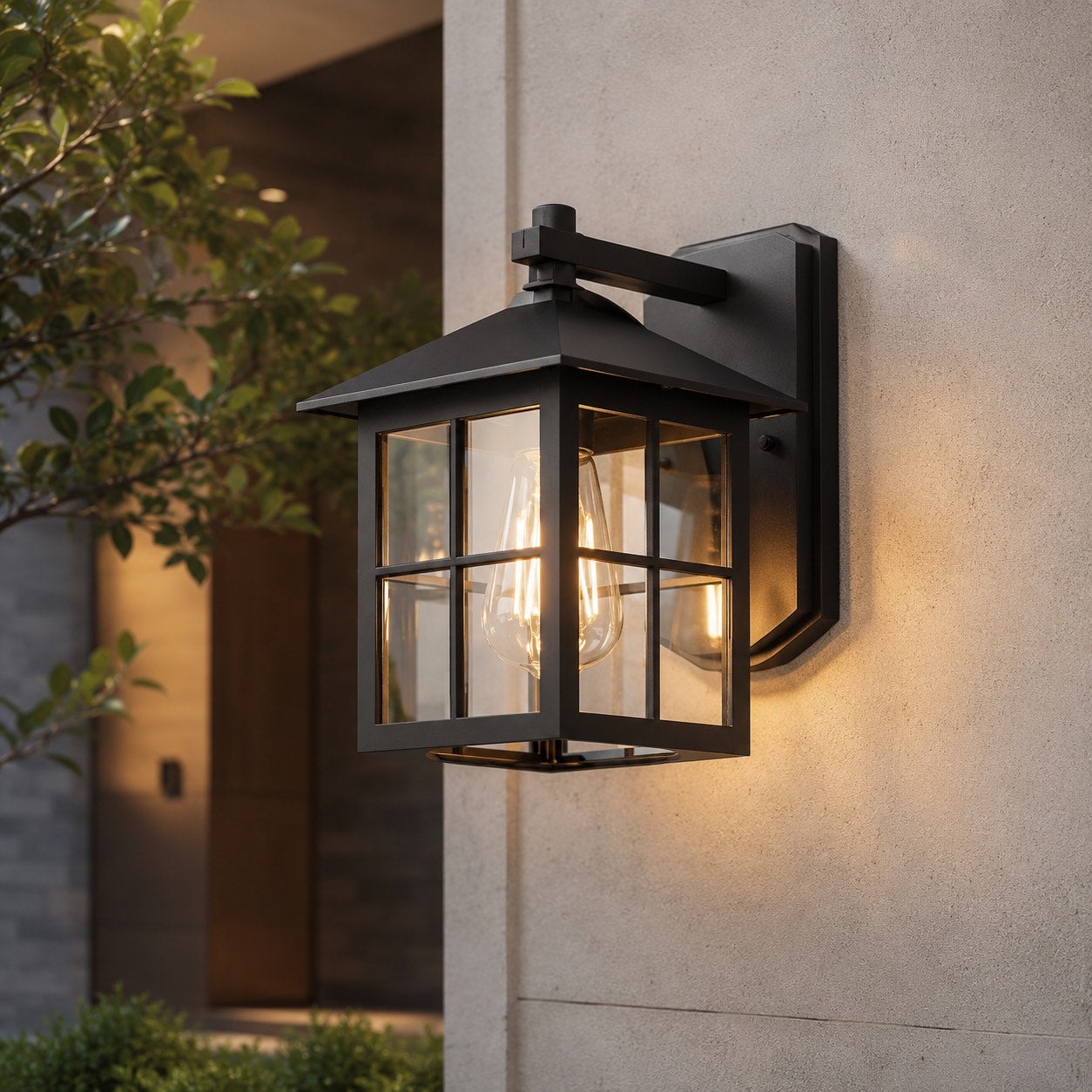 Classic Outdoor Wall Light Aluminum Sconce with Glass Shade IP65 Protection for Exterior Use | ribuella