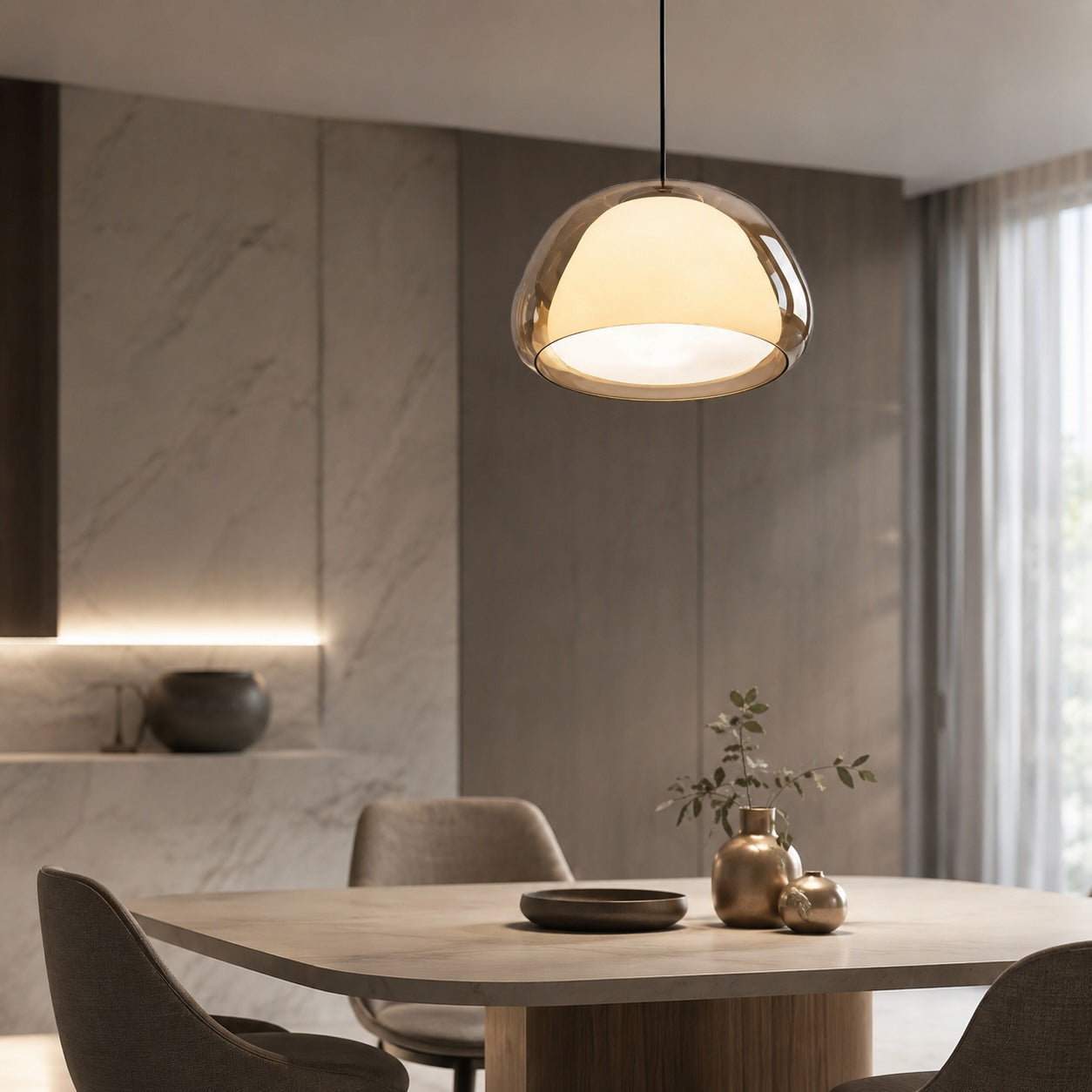 Moderne verstellbare Pendelleuchte mit Glaskuppel für Küche, Esszimmer und Wohnzimmer | ribuella