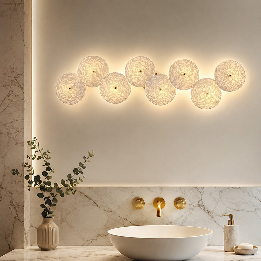 Moderne Wandleuchte aus Keramik und Metall | ribuella