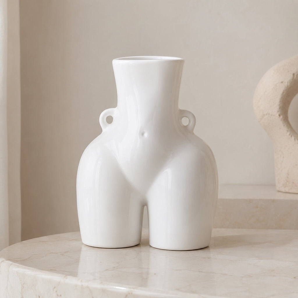 Modern Minimalist Flower Vase Eco-Friendly Ceramic Decorative Holder in Matte White and Black | ribuella