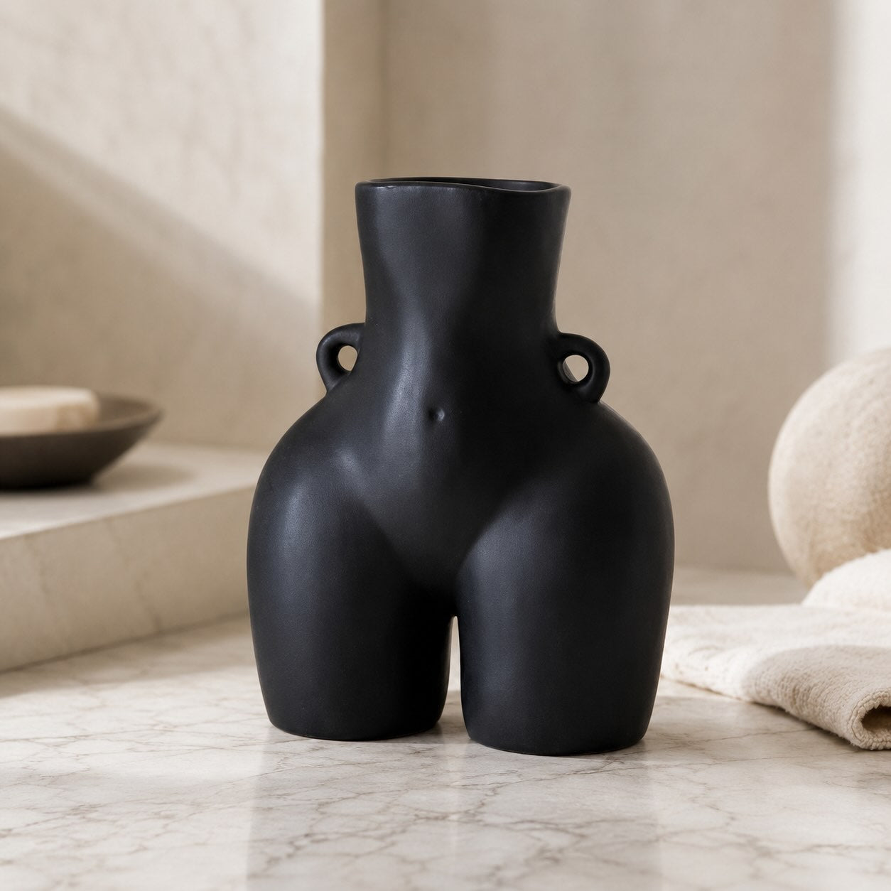 Modern Minimalist Flower Vase Eco-Friendly Ceramic Decorative Holder in Matte White and Black | ribuella