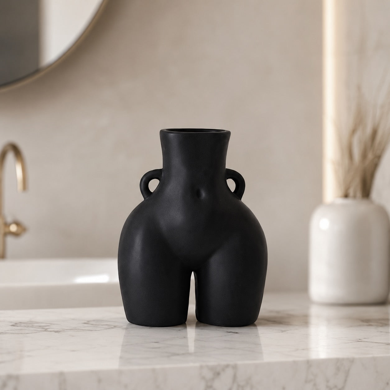 Modern Minimalist Flower Vase Eco-Friendly Ceramic Decorative Holder in Matte White and Black | ribuella