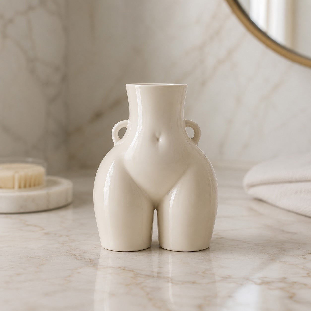 Modern Minimalist Flower Vase Eco-Friendly Ceramic Decorative Holder in Matte White and Black | ribuella