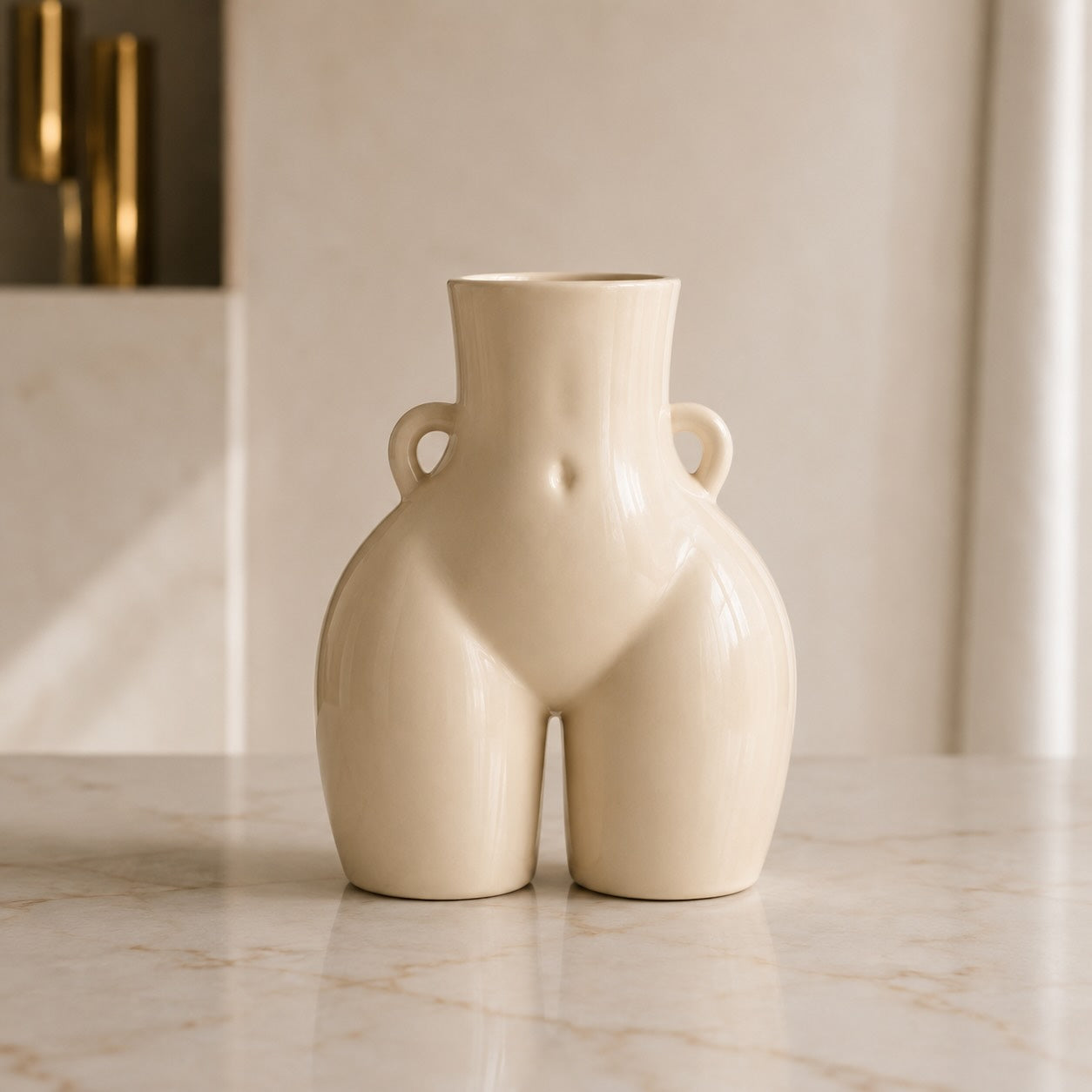 Modern Minimalist Flower Vase Eco-Friendly Ceramic Decorative Holder in Matte White and Black | ribuella