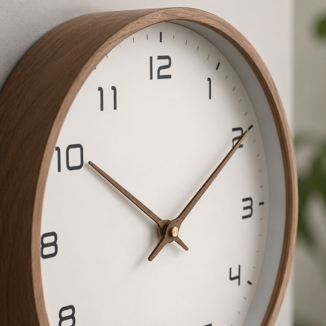 Moderne Wanduhr zur Wandmontage, leises Quarzwerk, einfache Installation | ribuella