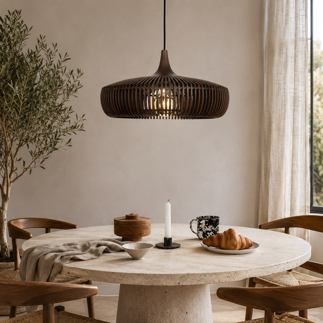 Skandinavisk pendellampe i træ til loftet, moderne minimalistisk design, LED-kompatibel | ribuella