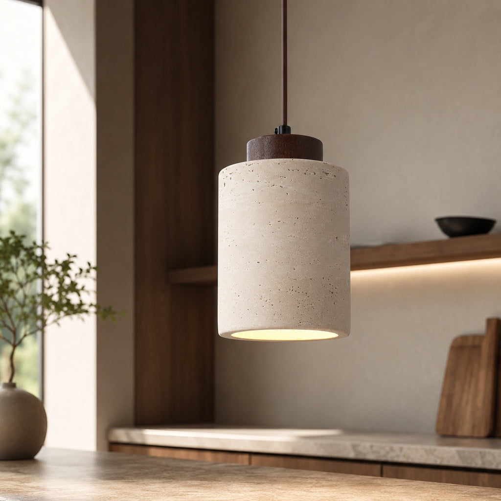 Nordisk minimalistisk pendellampe i naturlig travertinsten, ledningsmonteret, elegant belysning | ribuella