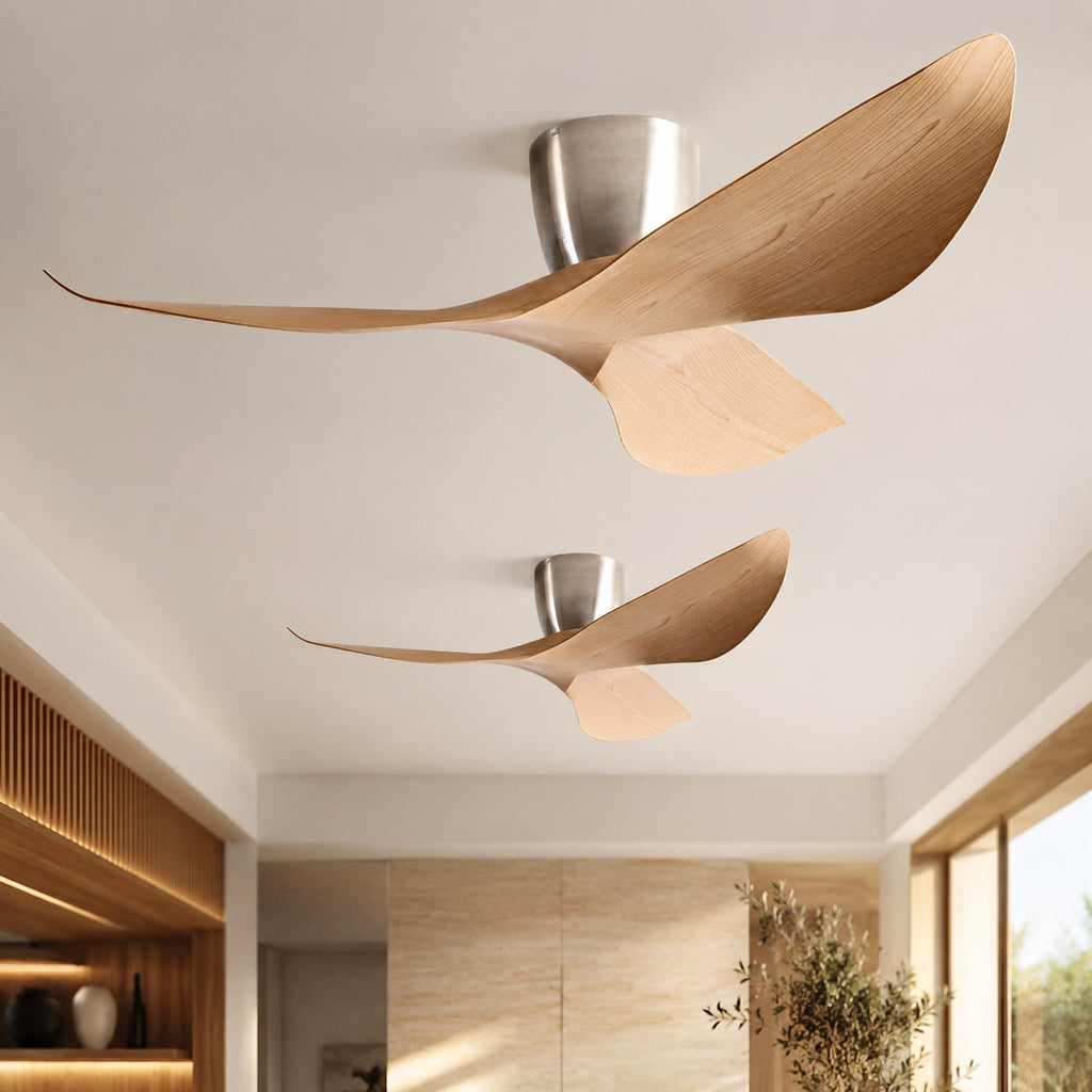 Moderner Deckenventilator mit flachem Profil, Fernbedienung und leisem Gleichstrommotor | ribuella