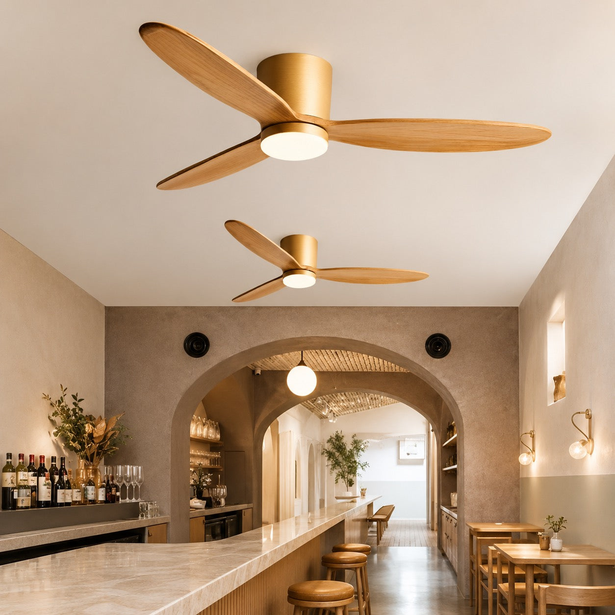 Moderner Deckenventilator mit Beleuchtung, Kupferflügeln, LED, Fernbedienung und 6-stufigem Gleichstrommotor | ribuella